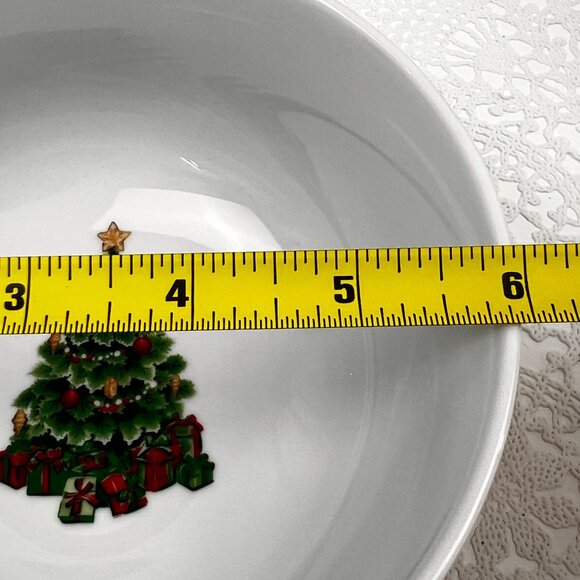 Pfaltzgraff "Christmas Day" Holiday Cereal Soup Bowls Set Of 4 Tree Holly Design - Picture 6 of 9